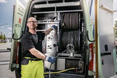 Kanalsanierung an unterirdischen Rohrleitungen